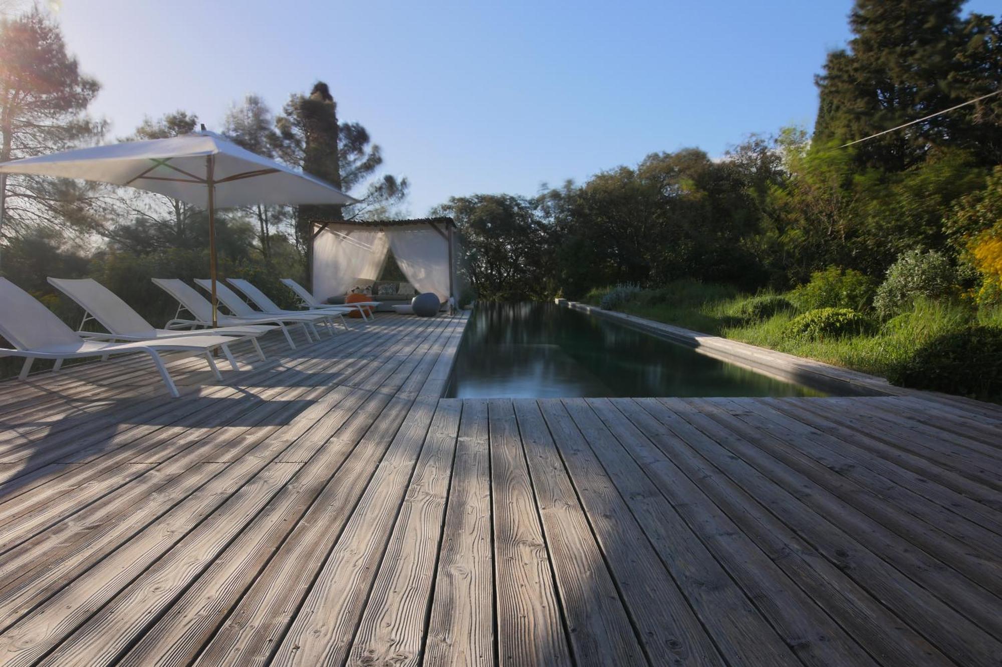 Bien Loin D'Ici Spa B&B Nimes Exterior foto